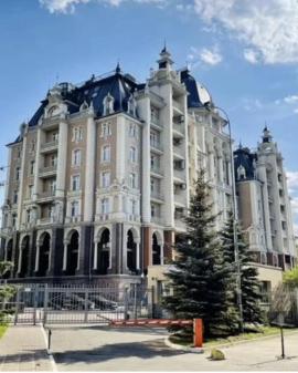 Квартиры, 3-комн., Казань