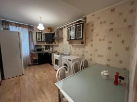 Квартиры, 4-комн., Казань